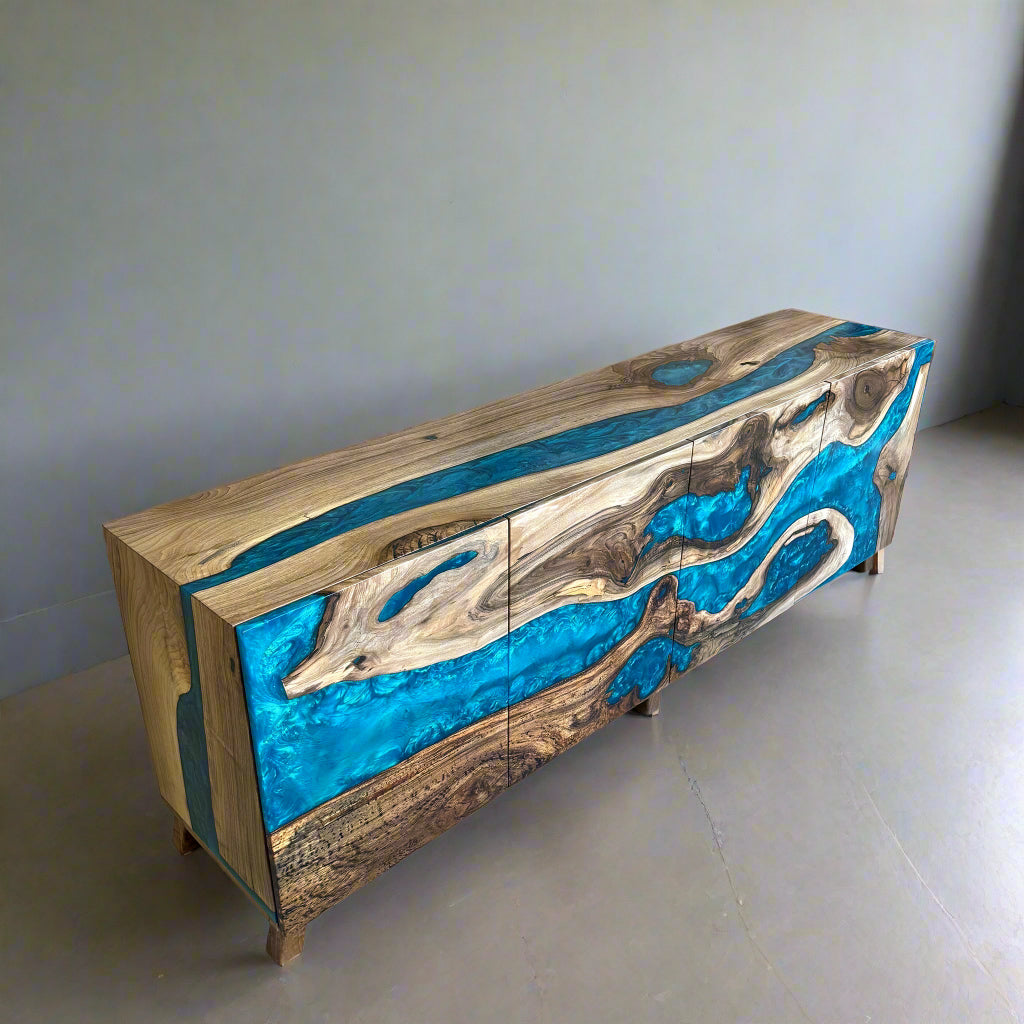 Sideboard aus Holz und Epoxidharz in Perltürkis
