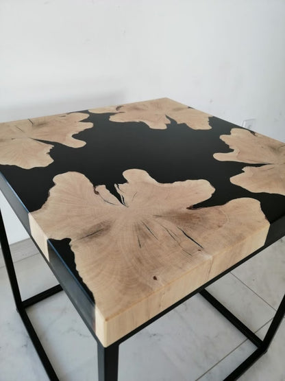 Table d'appoint en résine époxy verte