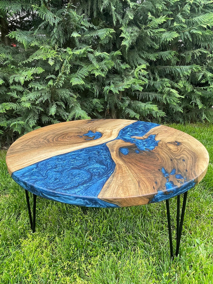 Table d'appoint en résine époxy verte