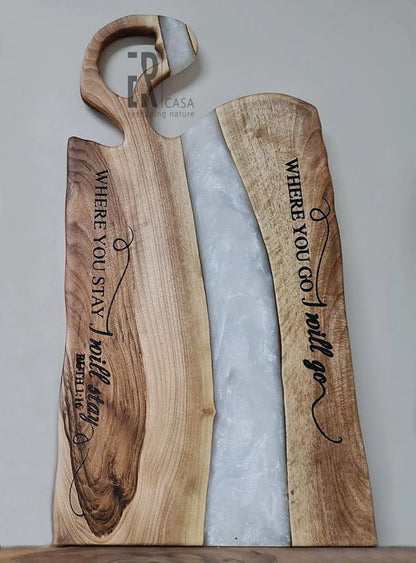 Dalle en bois de noyer et buffet époxy
