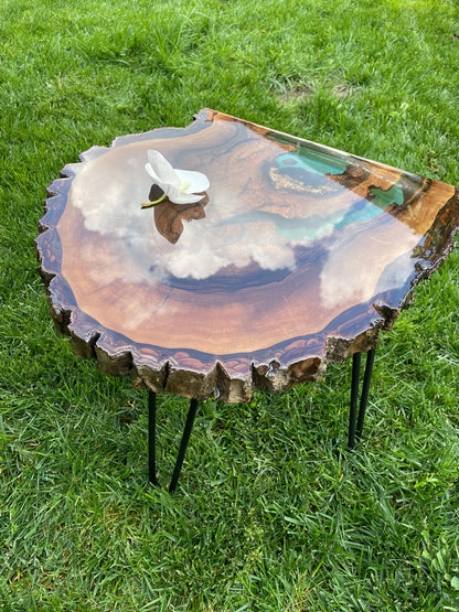 Table d'appoint en résine époxy verte