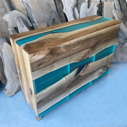 Buffet en bois et époxy bicolore