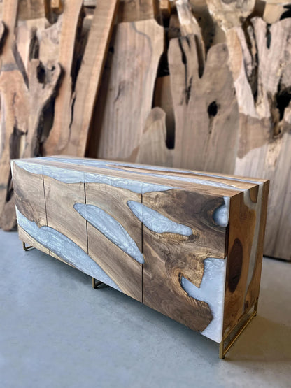 Buffet en bois et époxy bicolore