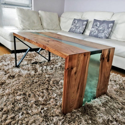 Table d'appoint en résine époxy verte