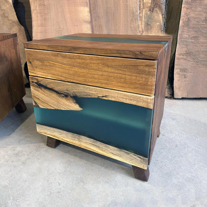 Commode fonctionnelle moderne en bois de noyer et résine époxy