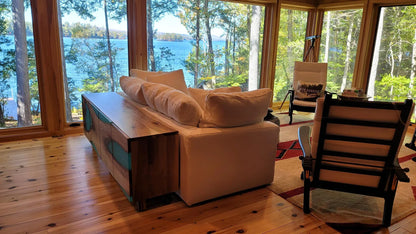 Buffet en bois et époxy bicolore
