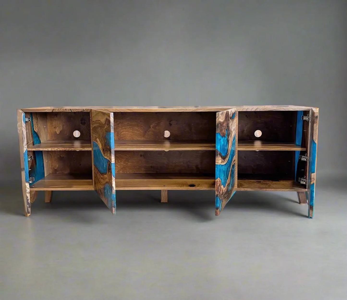 Sideboard aus Holz und Epoxidharz in Perltürkis